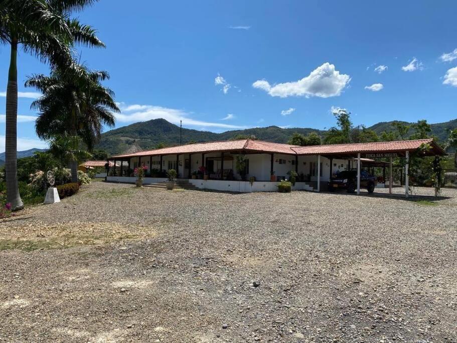 Finca Campestre Con Hermosa Vista Anapoima Dış mekan fotoğraf