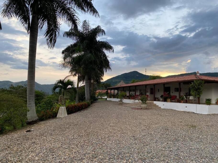 Finca Campestre Con Hermosa Vista Anapoima Dış mekan fotoğraf